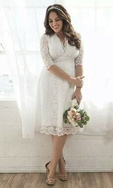 Kiyonna Bella Lace Wedding Dress 3X White Lace Bridal Romantic Feminine Slimming